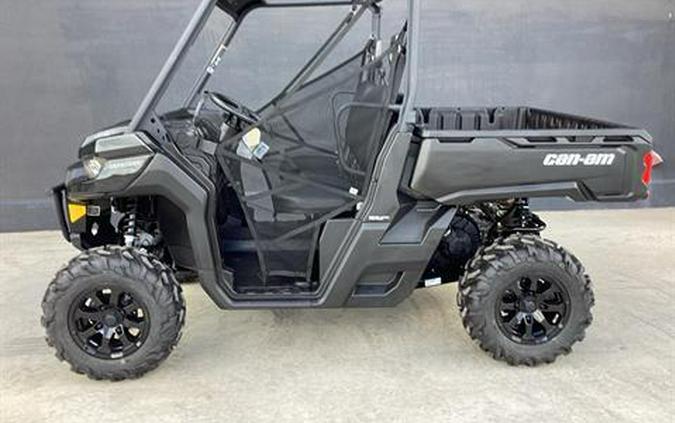 2025 Can-Am Defender DPS HD10