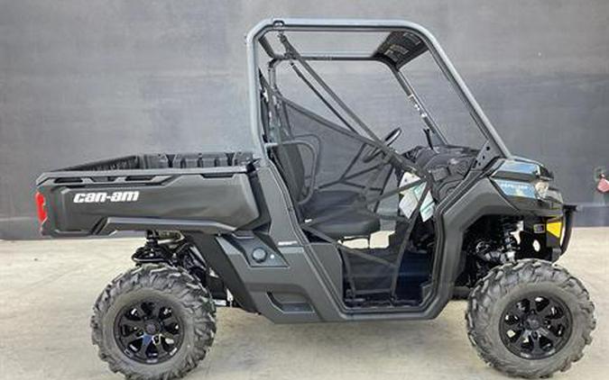 2025 Can-Am Defender DPS HD10