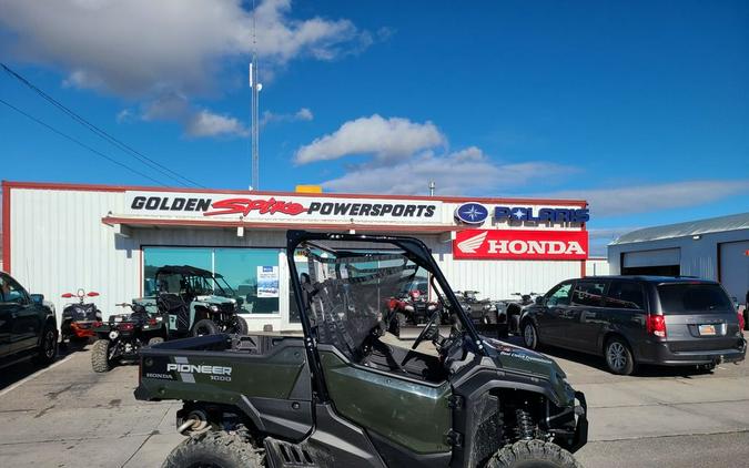 2025 Honda Pioneer 1000 Deluxe