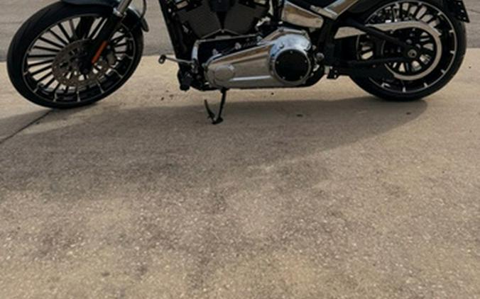 2026 Harley-Davidson Softail FXBR - Breakout