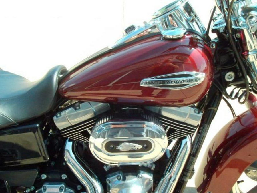 2015 Harley-Davidson® FLD - Dyna® Switchback™