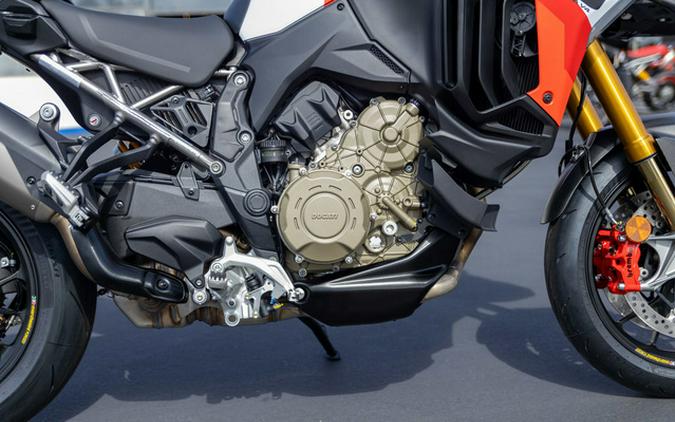 2025 Ducati Multistrada V4 RS