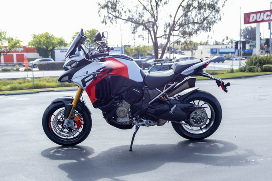 2025 Ducati Multistrada V4 RS
