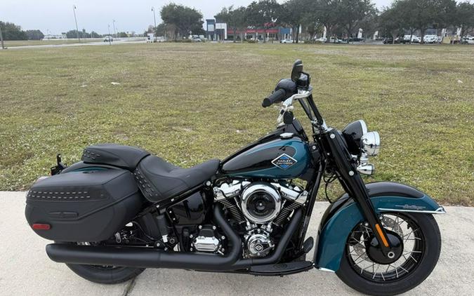 2026 Harley-Davidson Softail FLHC - Heritage Classic