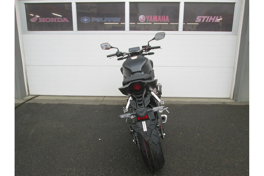 2026 CB650R E-Clutch - Honda