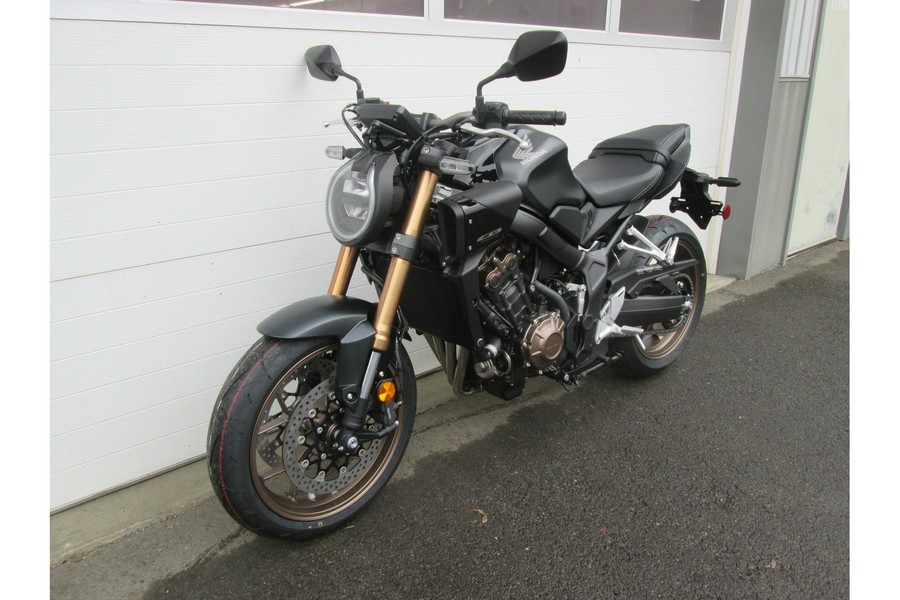 2026 CB650R E-Clutch - Honda