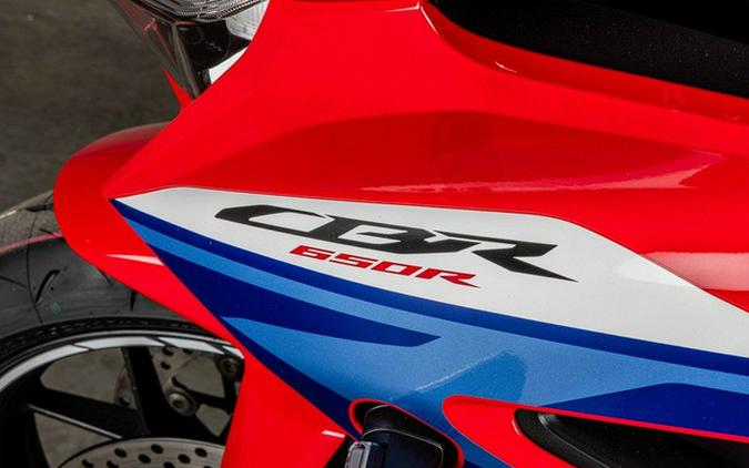 2026 Honda CBR650R E-Clutch