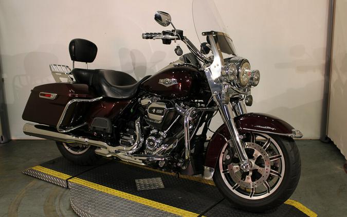 Used 2018 Harley-Davidson Road King Grand American Touring FLHR Motorcycle For Sale In Miami, Florida