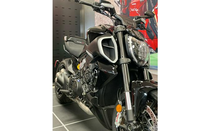 2024 Ducati Diavel V4