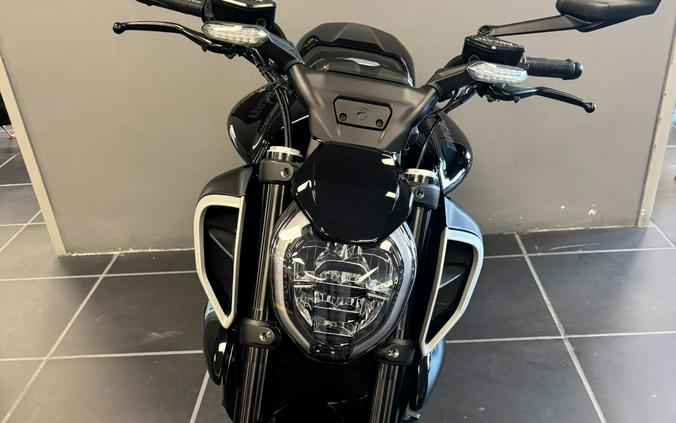 2024 Ducati Diavel V4