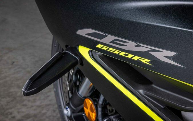 2026 Honda CBR650R E-Clutch