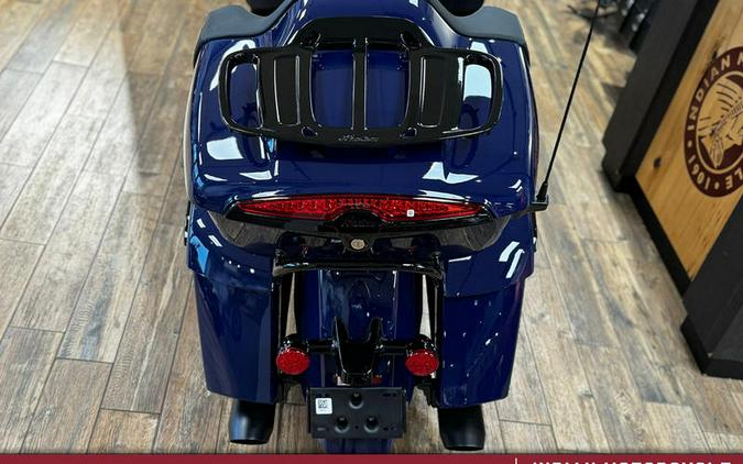 2024 Indian Motorcycle® Pursuit® Dark Horse® with PowerBand Audio Package Springfield Blue