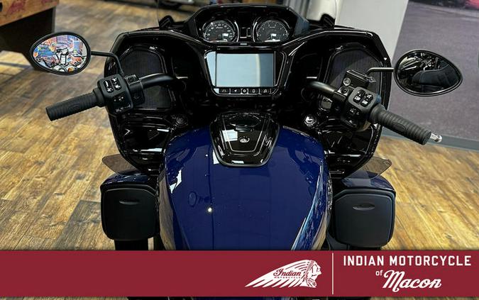 2024 Indian Motorcycle® Pursuit® Dark Horse® with PowerBand Audio Package Springfield Blue