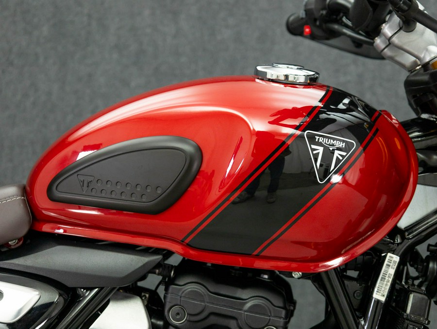 2025 TRIUMPH SCRAMBLER 400 X