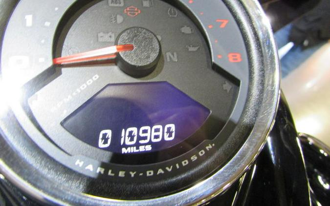 2020 Harley-Davidson® FXFBS - Softail® Fat Bob® 114