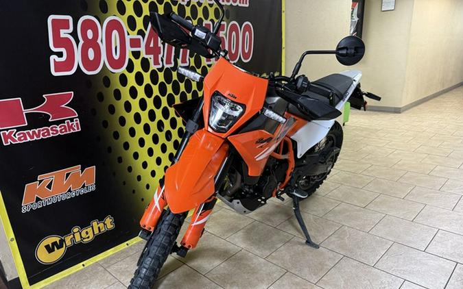 2026 KTM Enduro 390 R