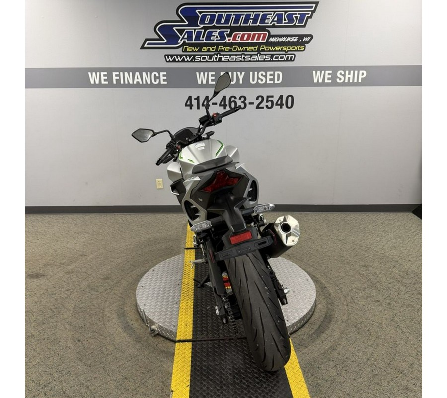 2024 Kawasaki Z7 Hybrid ABS