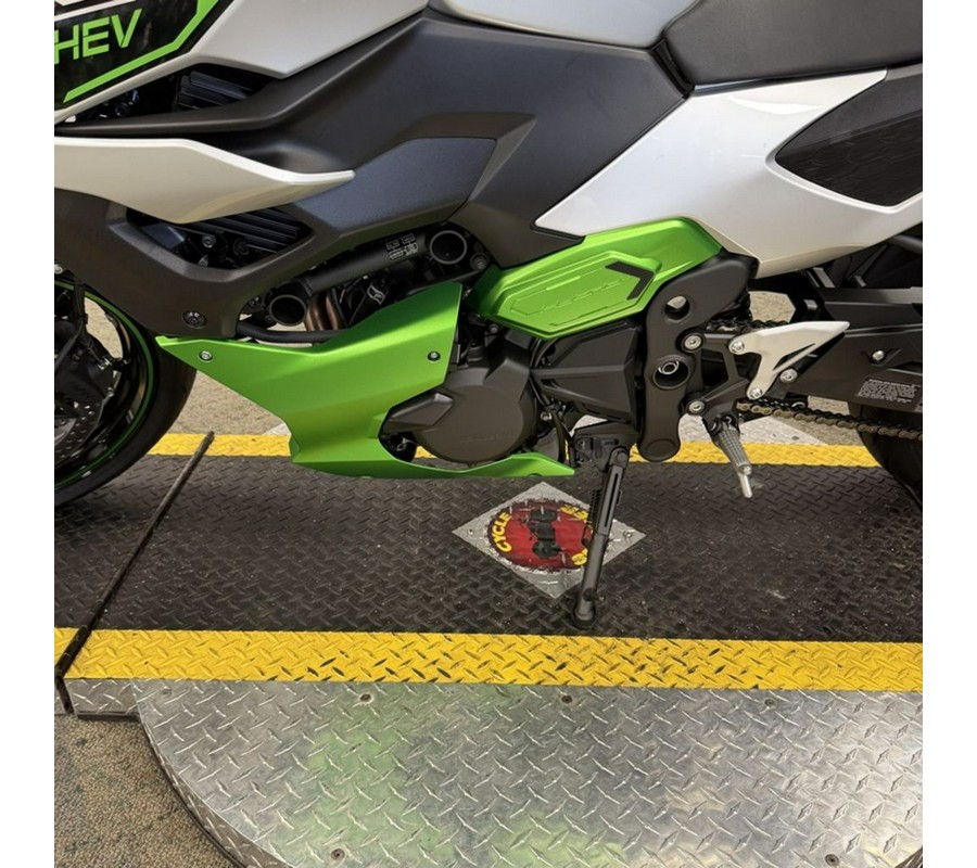 2024 Kawasaki Z7 Hybrid ABS