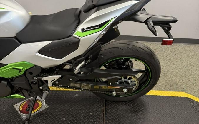 2024 Kawasaki Z7 Hybrid ABS