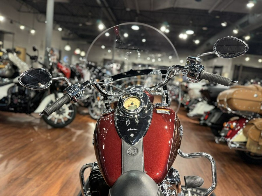 2022 Indian Motorcycle® Springfield® Maroon Metallic/Crimson Metallic