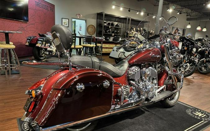 2022 Indian Motorcycle® Springfield® Maroon Metallic/Crimson Metallic