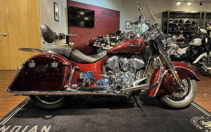 2022 Indian Motorcycle® Springfield® Maroon Metallic/Crimson Metallic