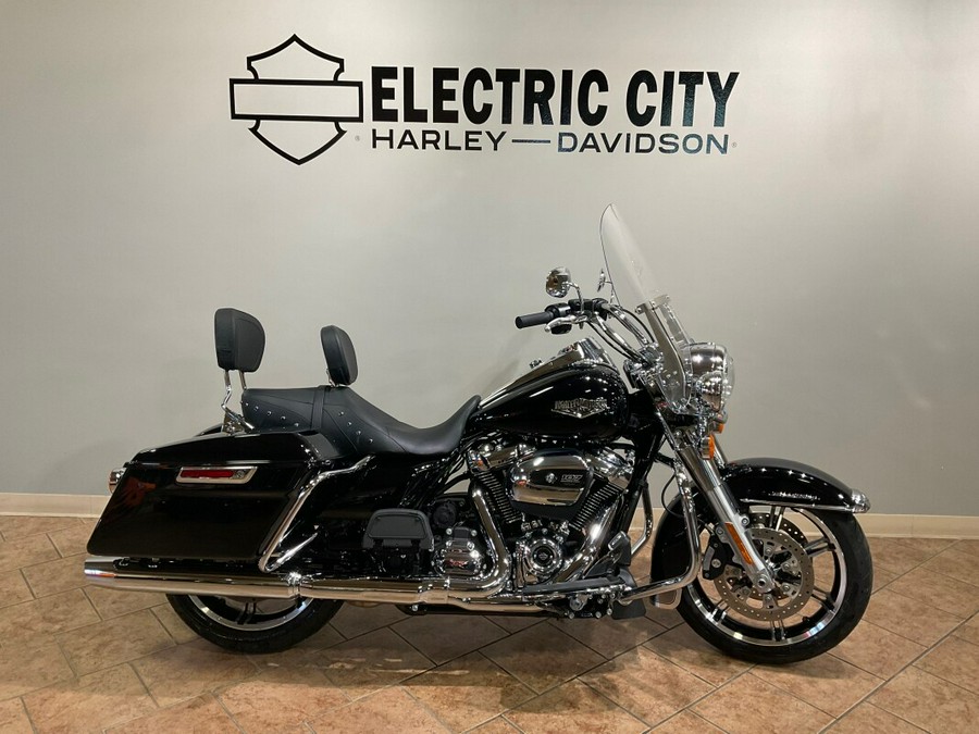 2022 Harley-Davidson Road King Vivid Black FLHR