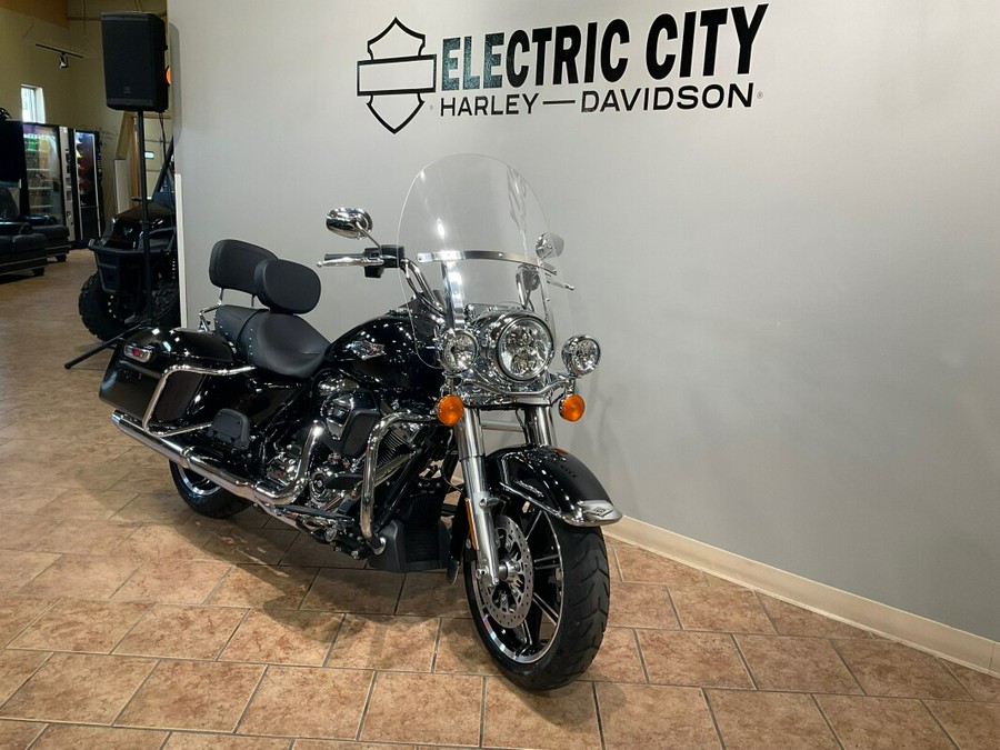 2022 Harley-Davidson Road King Vivid Black FLHR