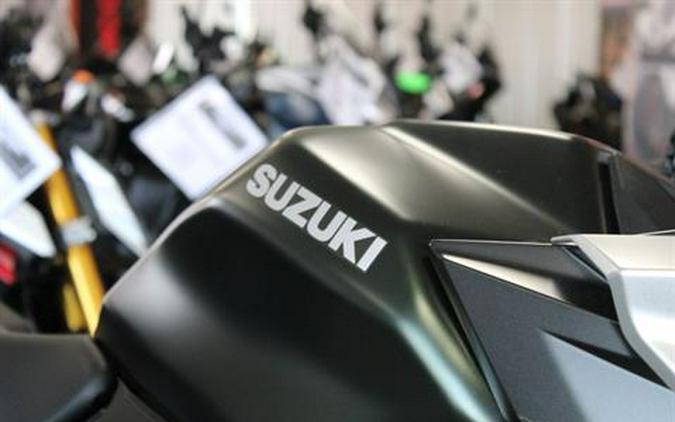 2024 Suzuki GSX-S1000GX+