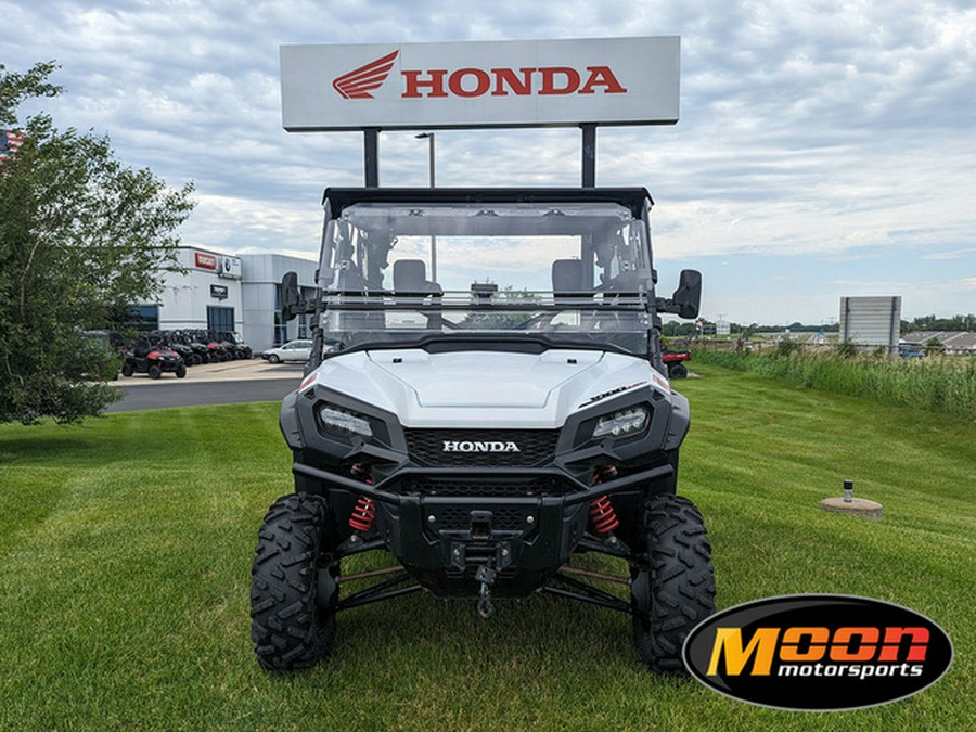 2016 Honda Pioneer 1000-5 Deluxe