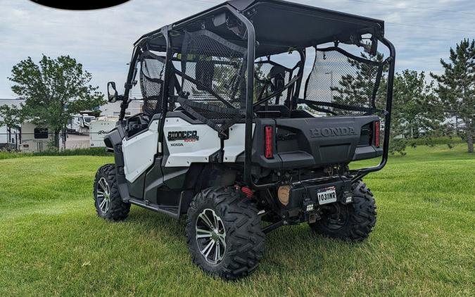 2016 Honda Pioneer 1000-5 Deluxe