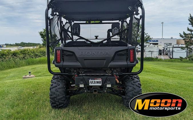 2016 Honda Pioneer 1000-5 Deluxe