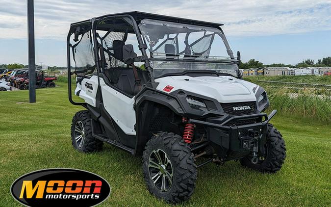 2016 Honda Pioneer 1000-5 Deluxe