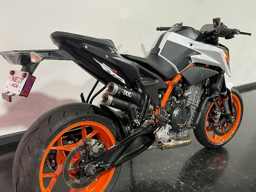 2021 KTM Duke 890 R