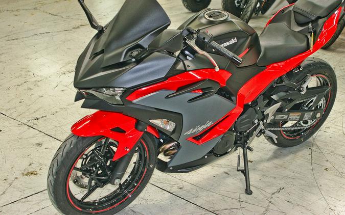 2025 Kawasaki Ninja® 500 ABS