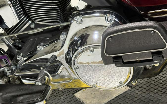 2014 Harley-Davidson® Ultra Limited Two-Tone Mysterious Red Sunglo/Blackened Cayenne Sunglo