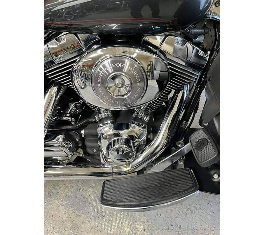 2006 Harley-Davidson® FLHTCUI - Ultra Classic® Electra Glide®