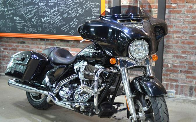 2014 Harley-Davidson Street Glide Vivid Black