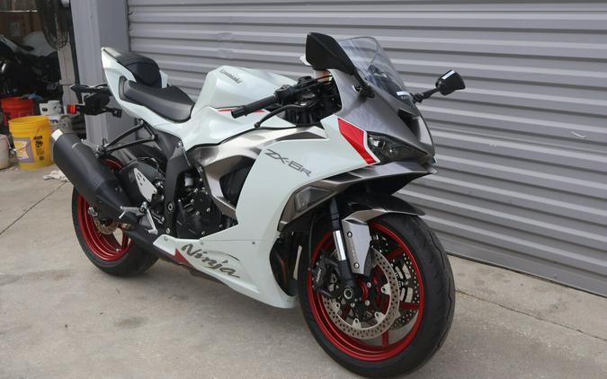 2025 Kawasaki Ninja ZX-6R ABS