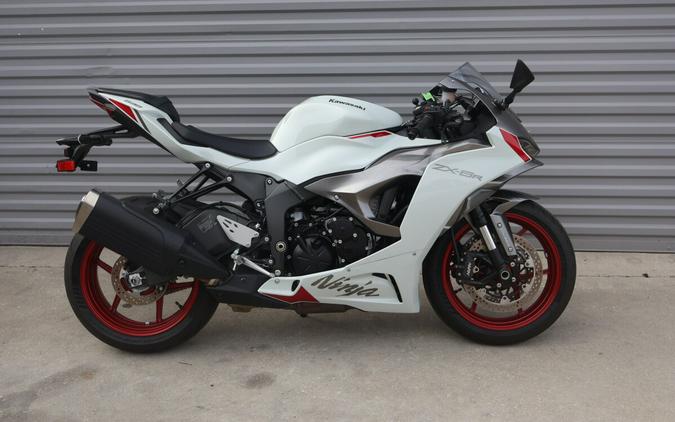 2025 Kawasaki Ninja ZX-6R ABS