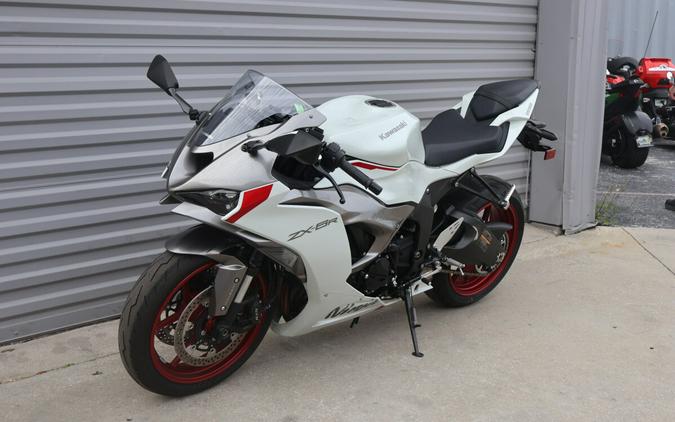 2025 Kawasaki Ninja ZX-6R ABS