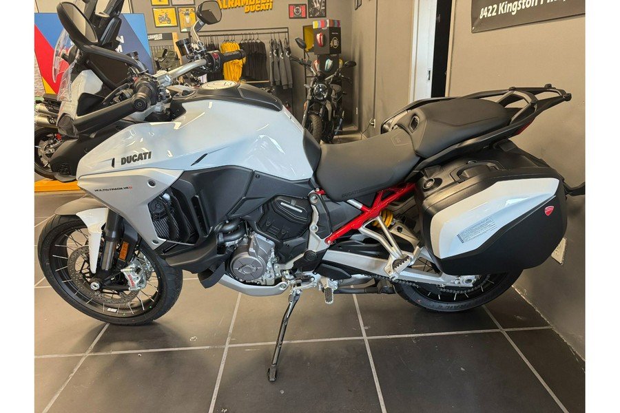 2024 Ducati Multistrada V4 S Travel & Radar