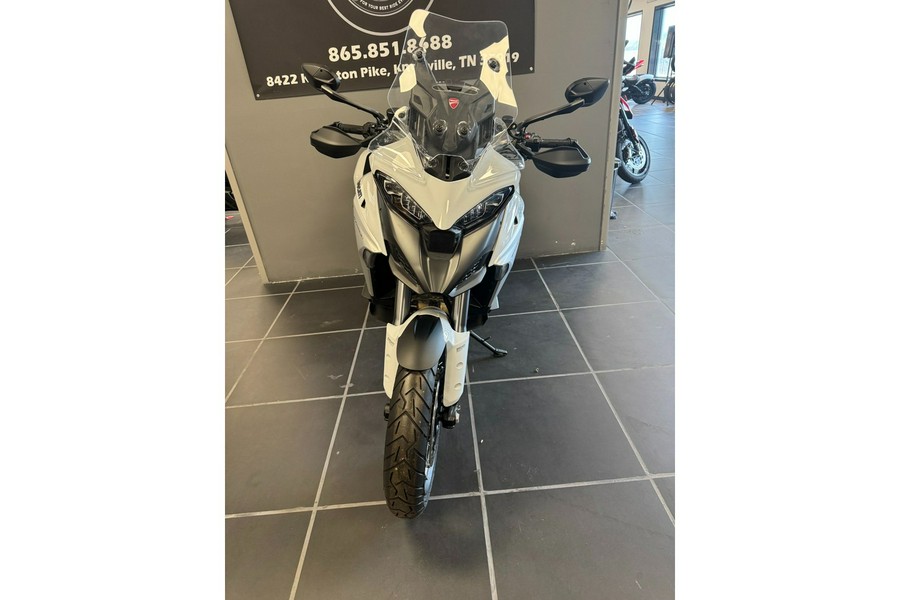 2024 Ducati Multistrada V4 S Travel & Radar
