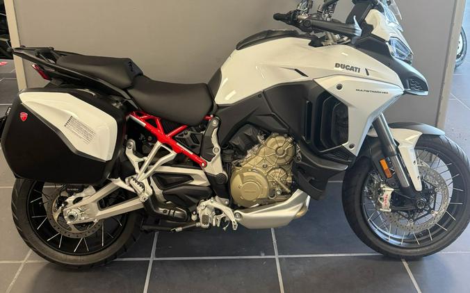 2024 Ducati Multistrada V4 S Travel & Radar