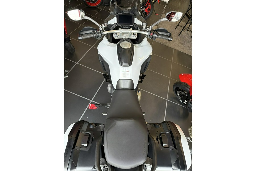 2024 Ducati Multistrada V4 S Travel & Radar