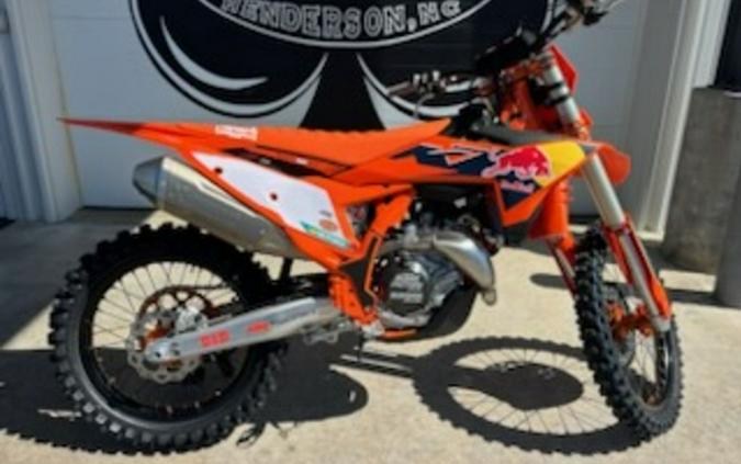 2026 KTM 450 SX-F Factory Edition