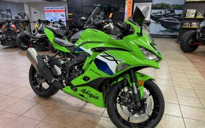 2026 Kawasaki Ninja® ZX™-4RR ABS