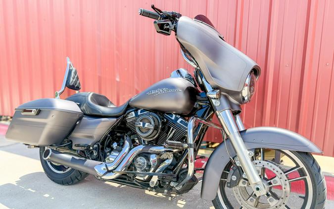 2016 Harley-Davidson® Street Glide® Special FLHXS