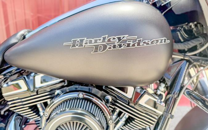 2016 Harley-Davidson® Street Glide® Special FLHXS