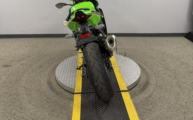 2024 Kawasaki Ninja® ZX™-4RR ABS KRT Edition ABS